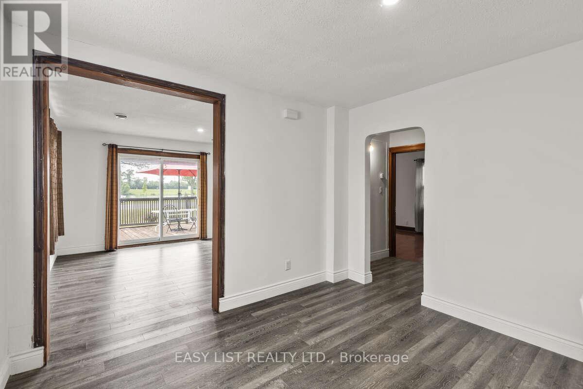 40 Kingsway, Welland, ON - Indoor Photo Showing Other Room