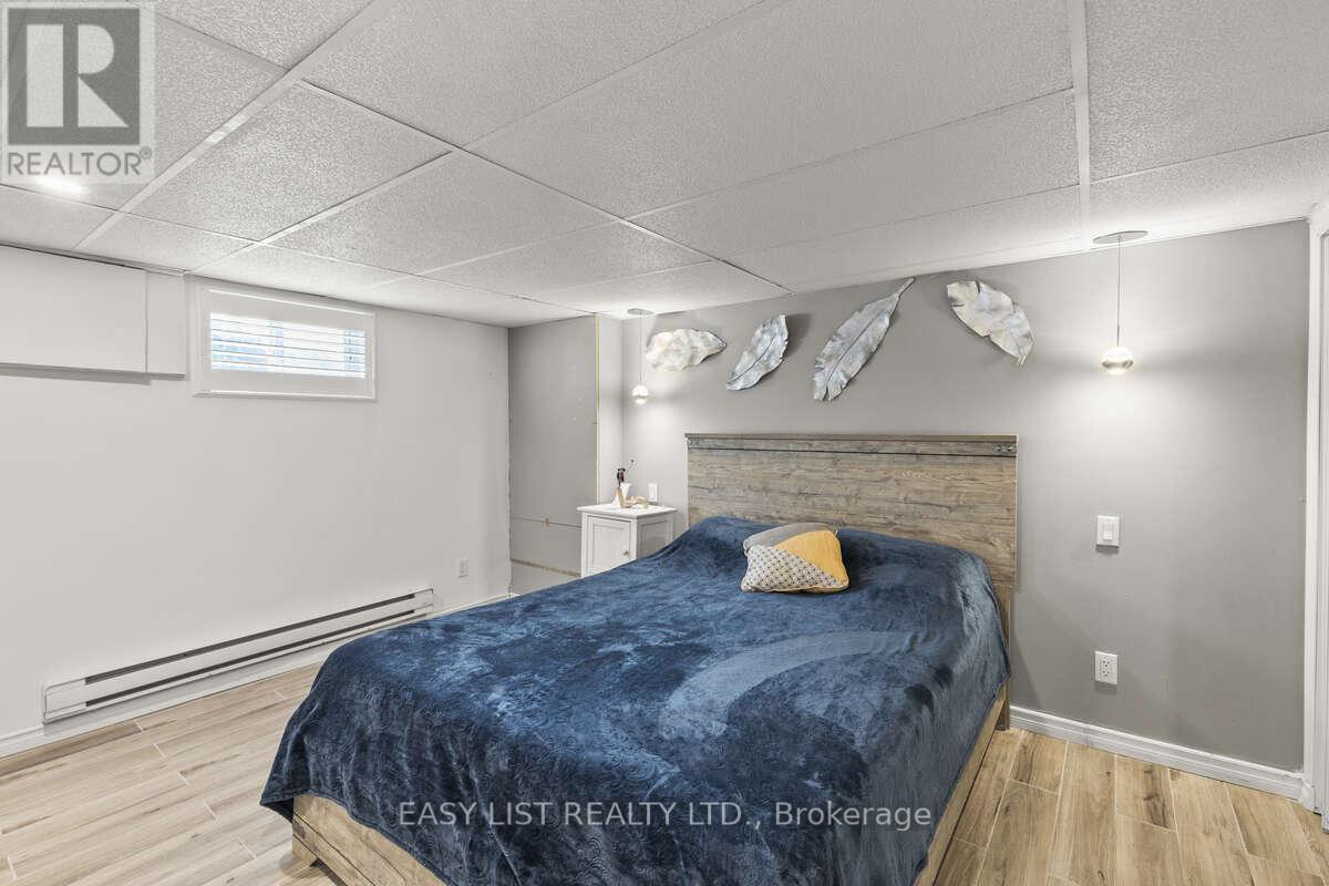 40 Kingsway, Welland, ON - Indoor Photo Showing Bedroom