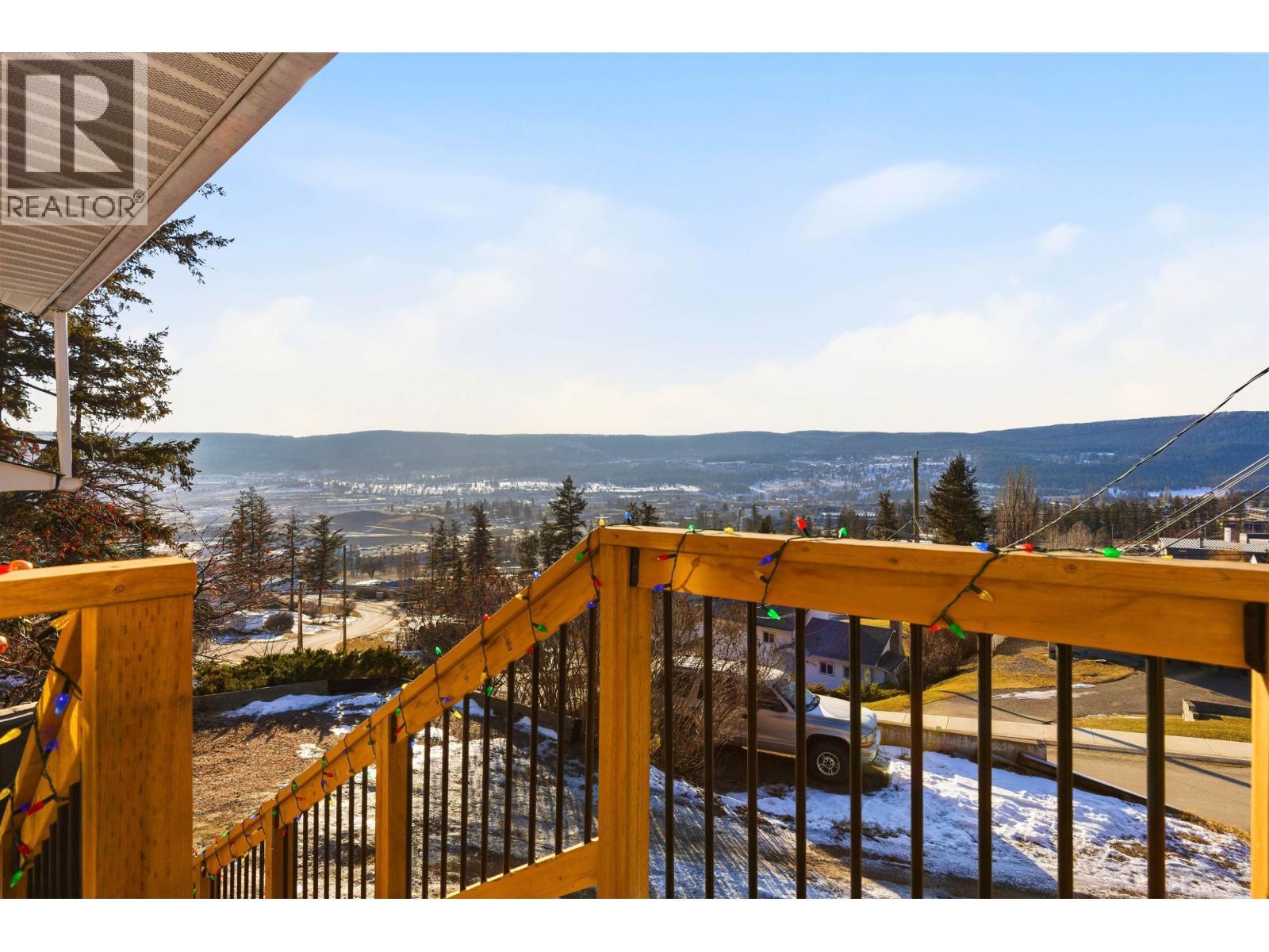 132 Lakeview Avenue, Williams Lake, BC - Outdoor With View