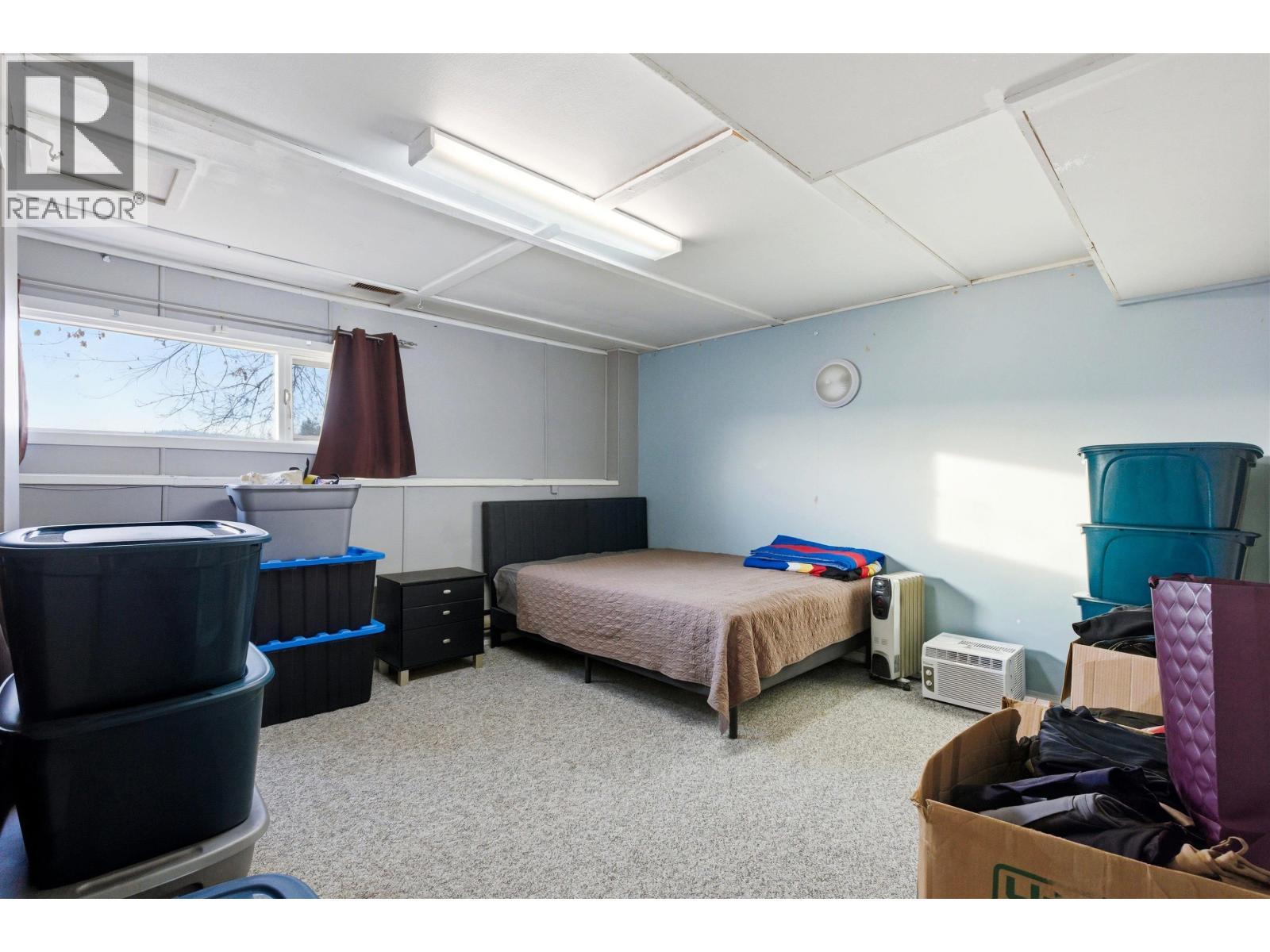 132 Lakeview Avenue, Williams Lake, BC - Indoor Photo Showing Bedroom