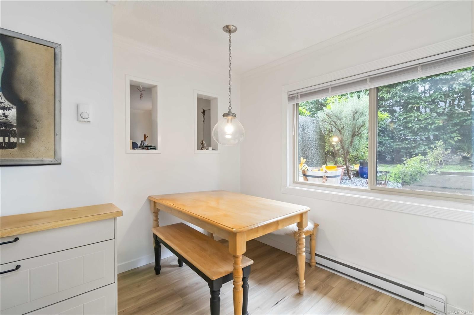 16-477 Lampson St, Esquimalt, BC