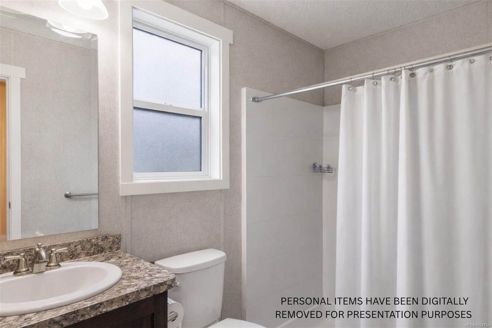 2998 Cumberland Rd, Courtenay, BC