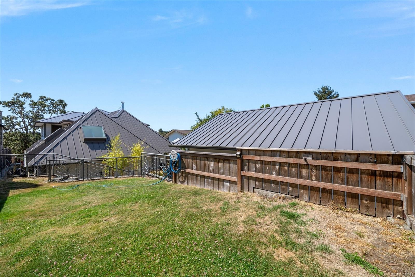 1286 Ocean View Dr, Saanich, BC