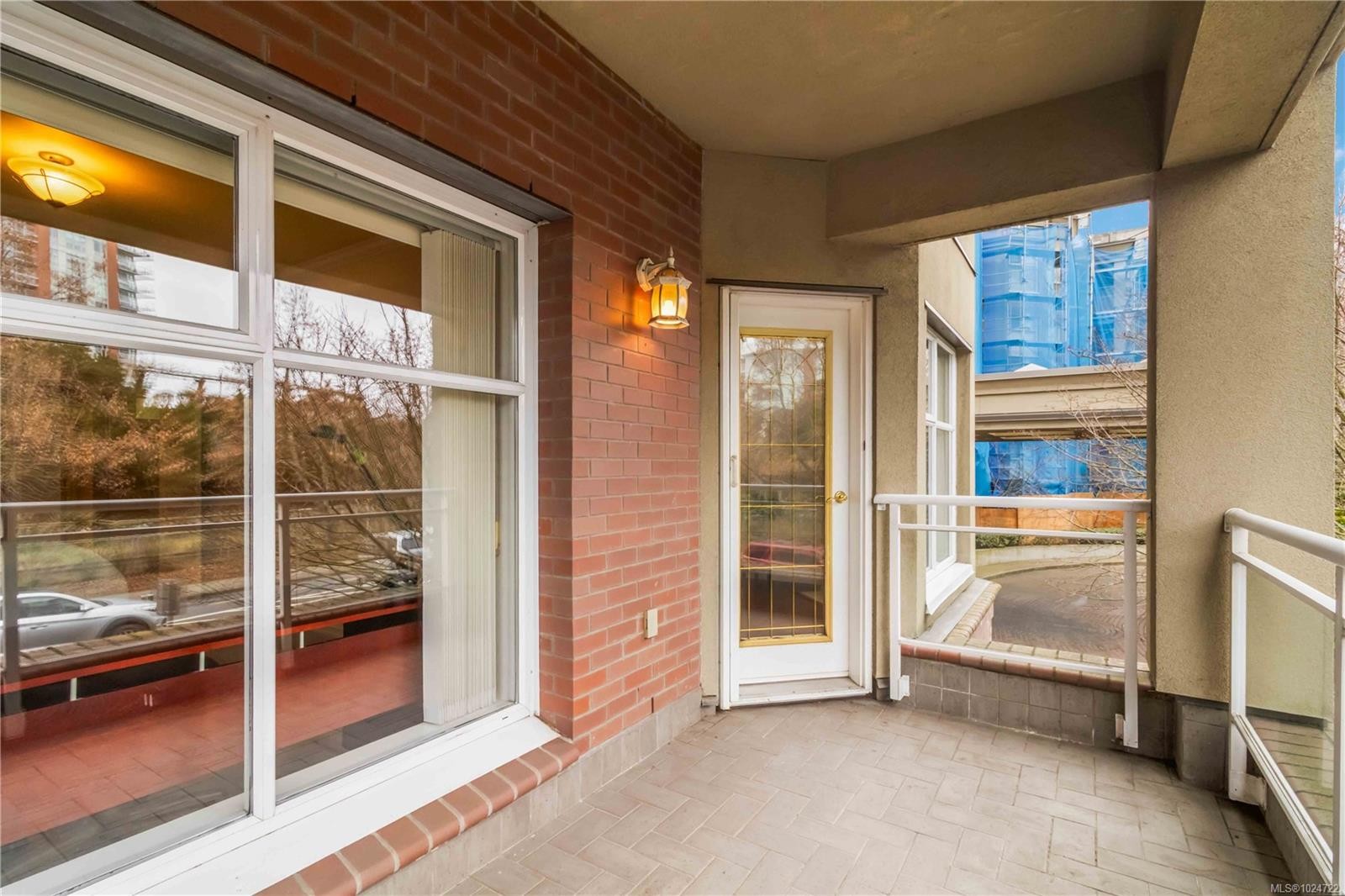 203-165 Kimta Rd, Victoria, BC - Outdoor With Exterior