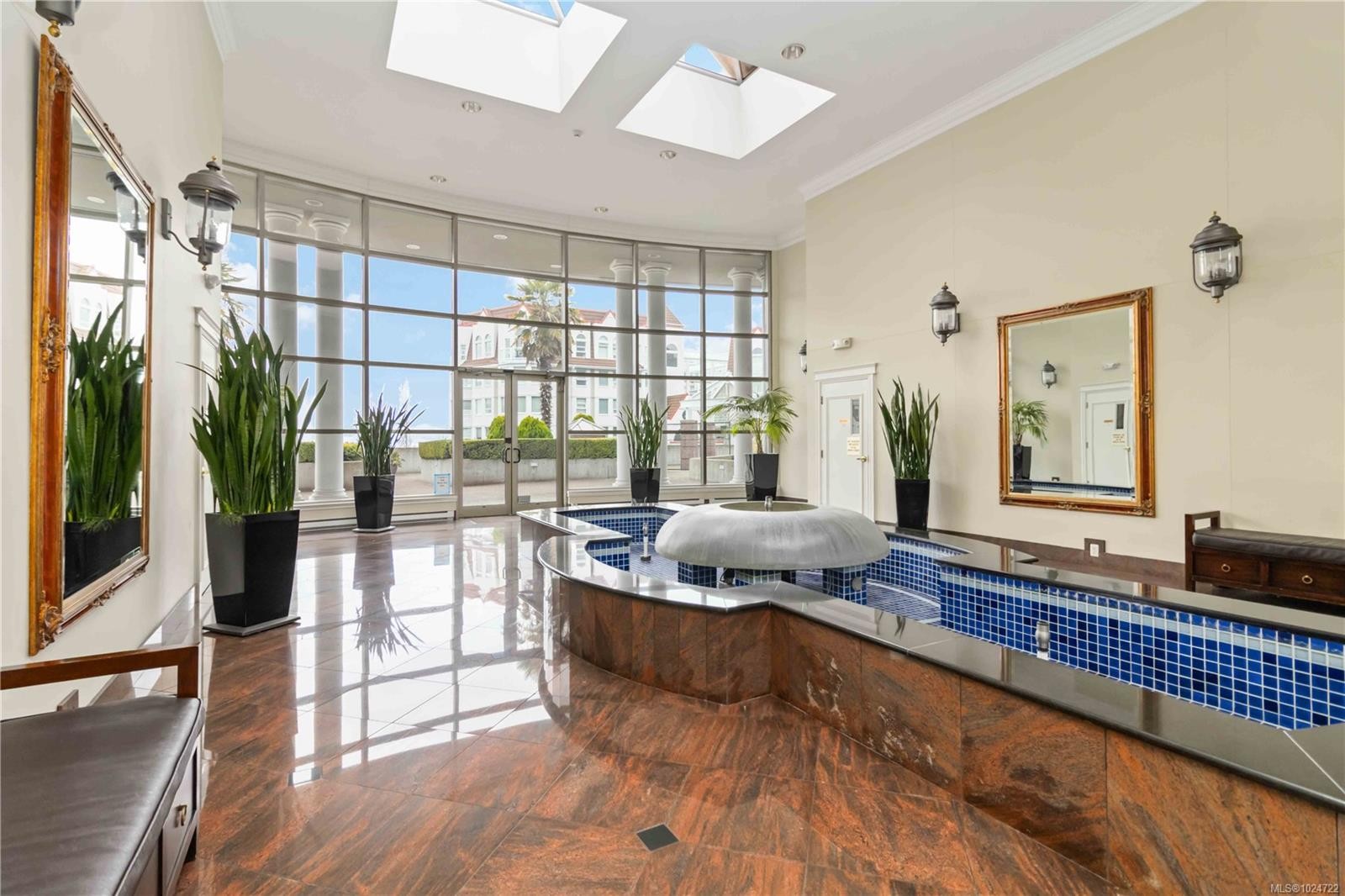 203-165 Kimta Rd, Victoria, BC - Indoor Photo Showing Other Room