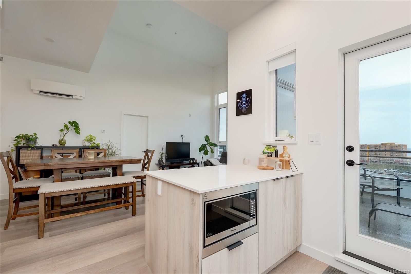 413-3564B Ryder Hesjedal Way, Colwood, BC - Indoor