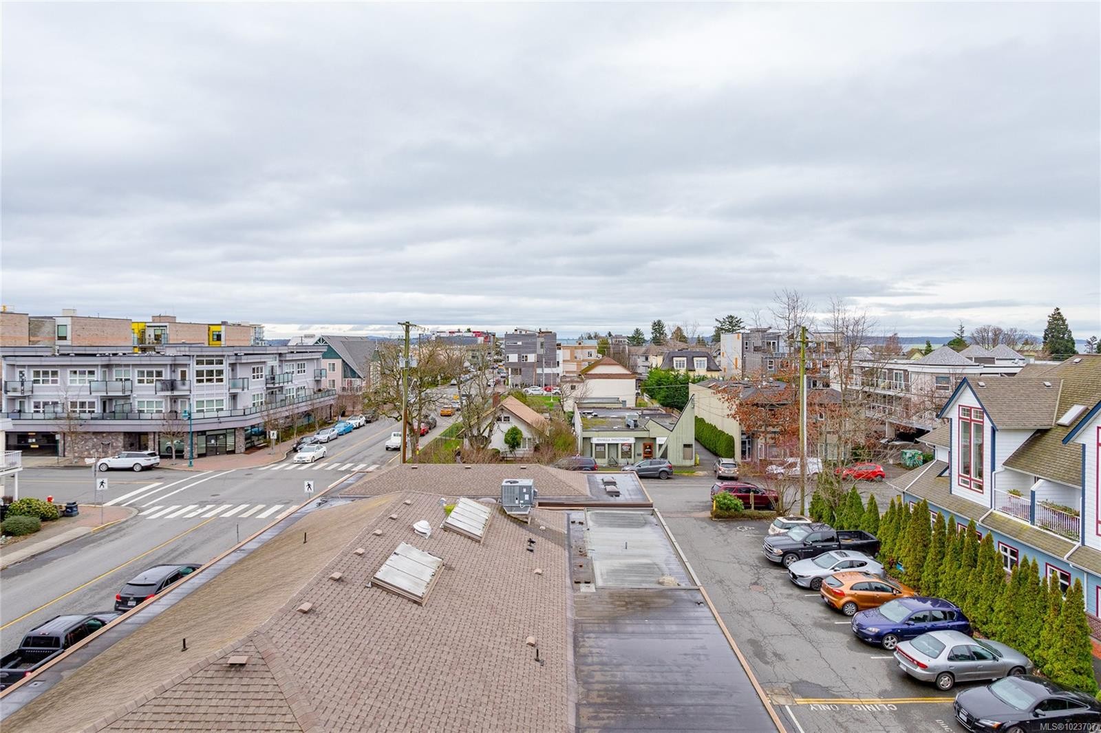 402-2409 Bevan Ave, Sidney, BC - Outdoor With View