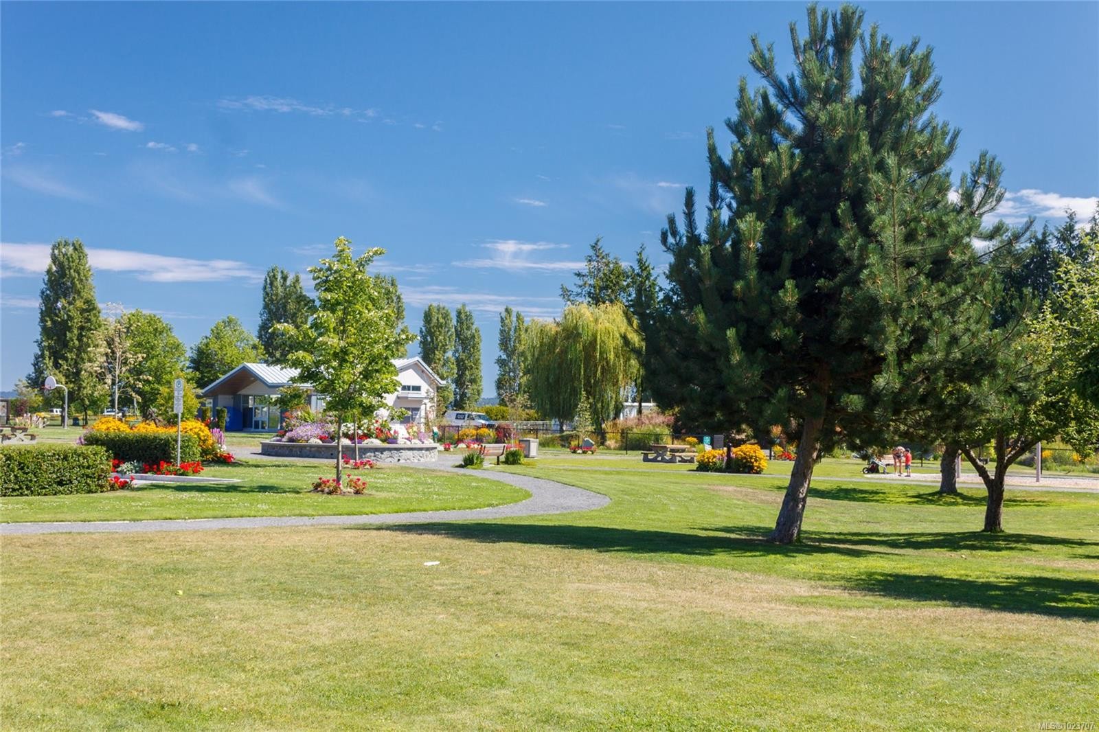 402-2409 Bevan Ave, Sidney, BC - Outdoor With View