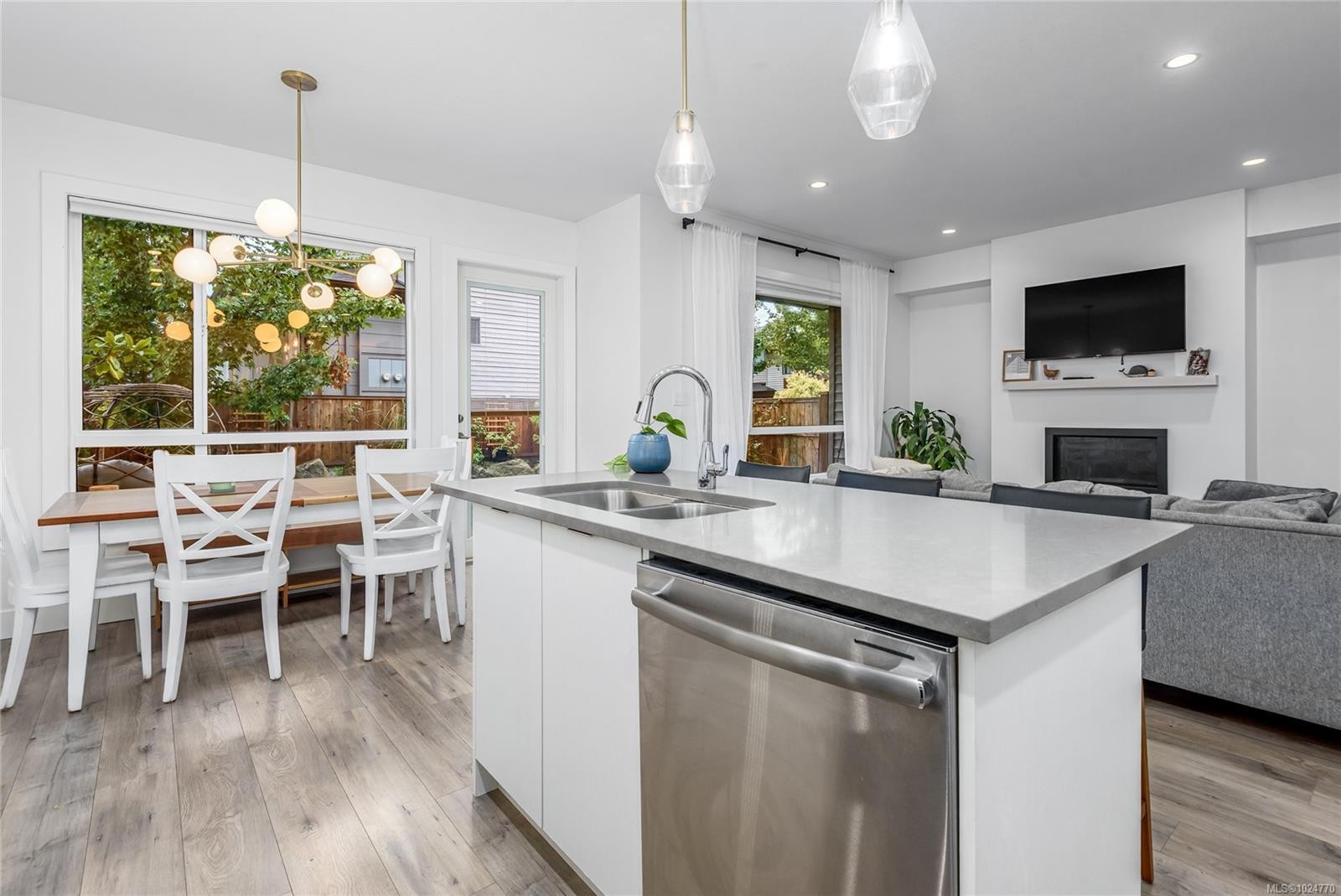 12-2607 Kendal Ave, Cumberland, BC