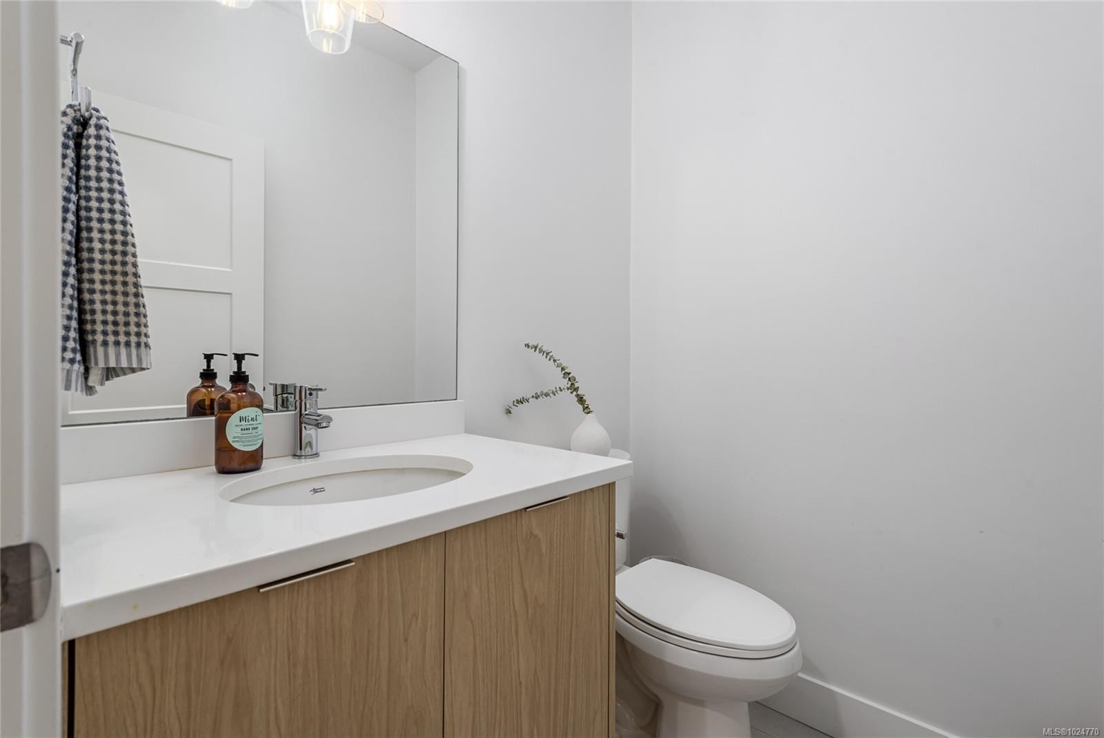 12-2607 Kendal Ave, Cumberland, BC