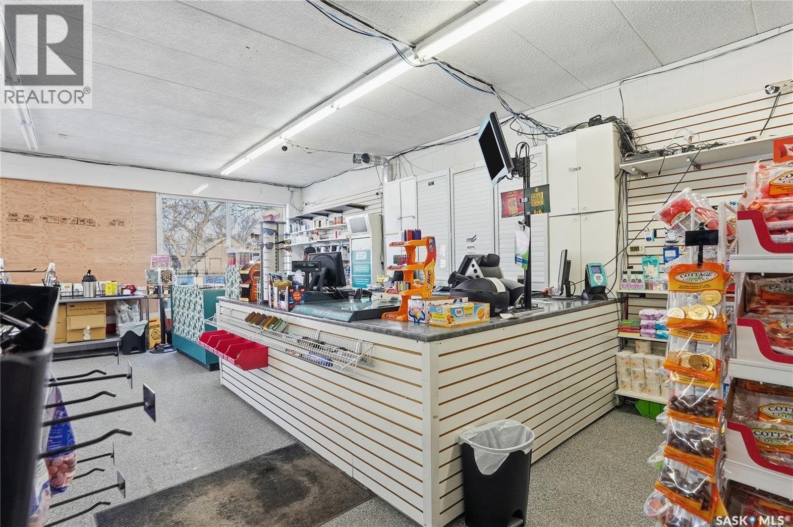 819 29Th Street W, Saskatoon, SK