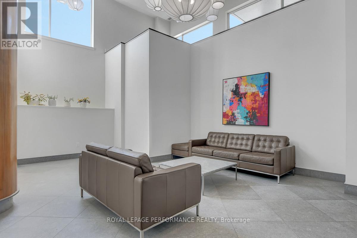 413 - 7 Marquette Avenue, Ottawa, ON - Indoor