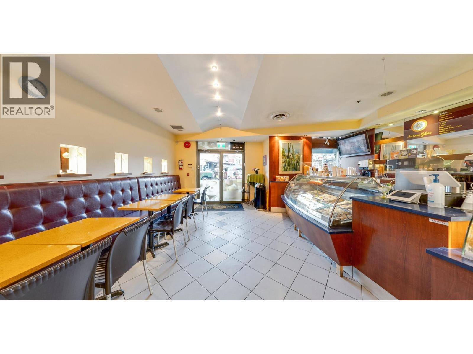 252 Newport Drive, Port Moody, BC