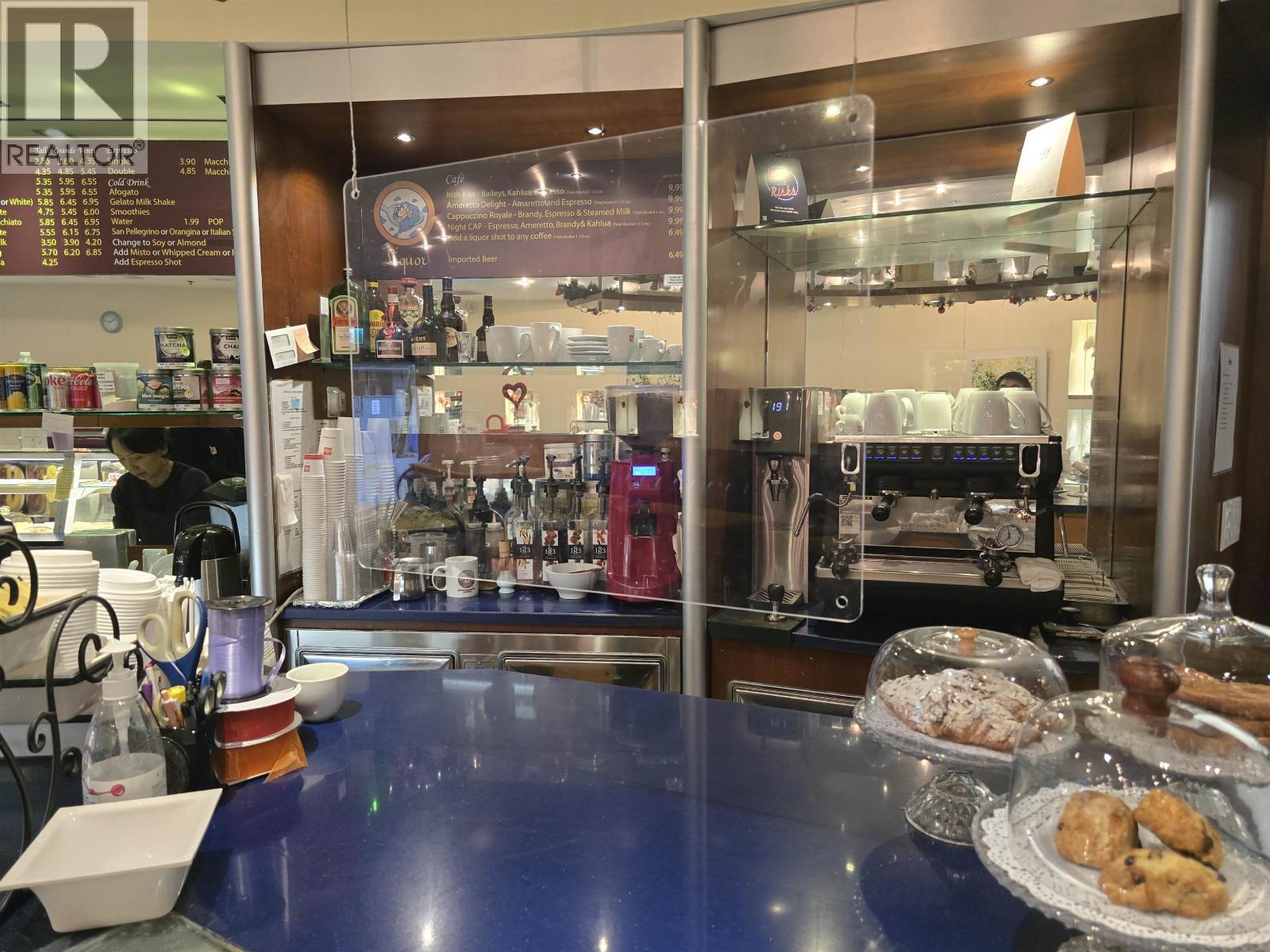 252 Newport Drive, Port Moody, BC