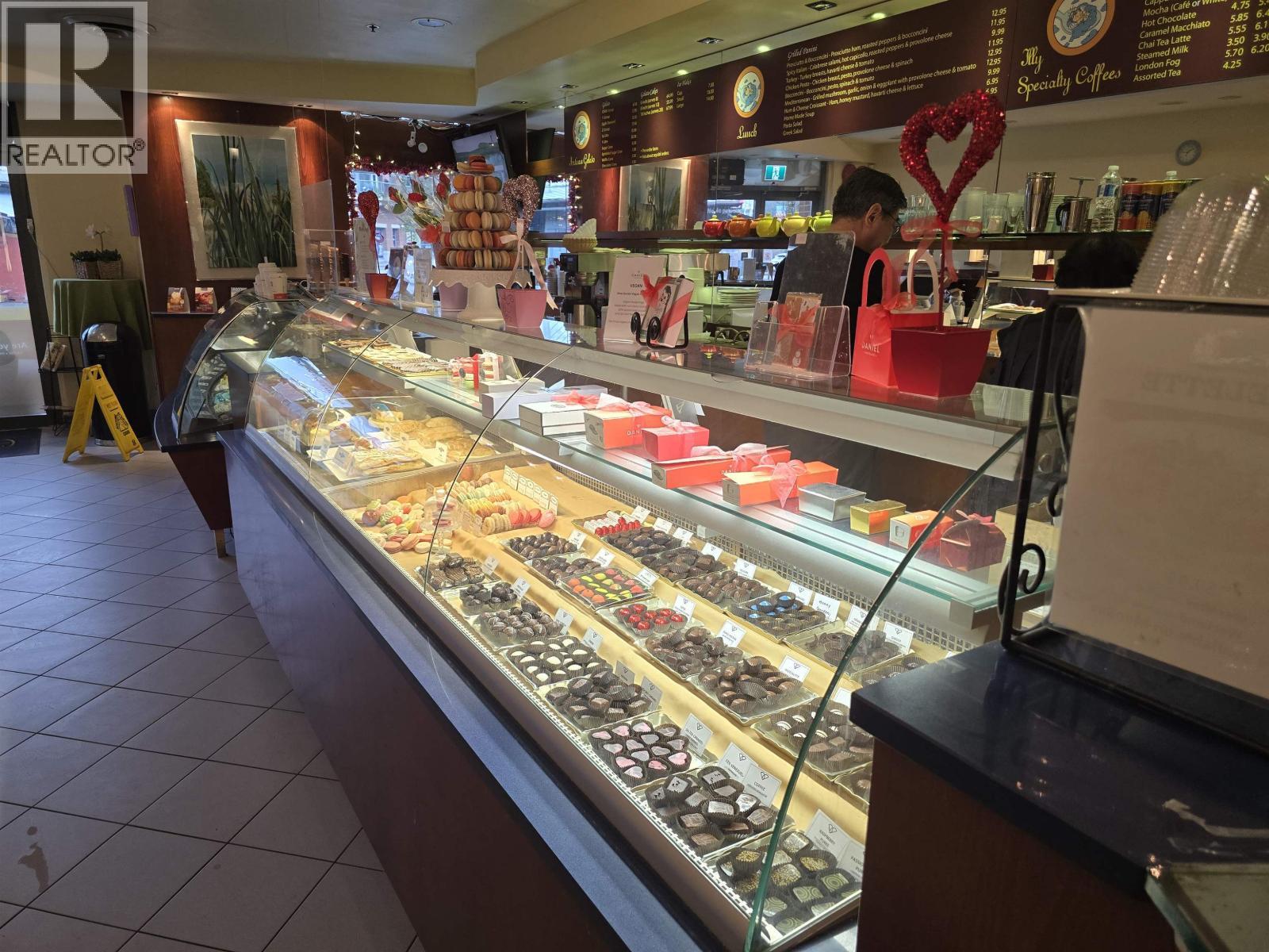 252 Newport Drive, Port Moody, BC