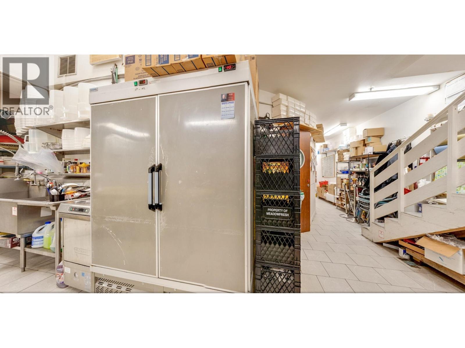 252 Newport Drive, Port Moody, BC