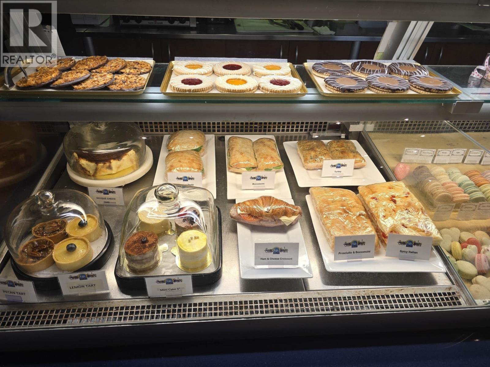 252 Newport Drive, Port Moody, BC