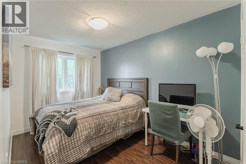 20 Mcconkey Crescent Unit# 46, Brantford, ON - Indoor Photo Showing Bedroom