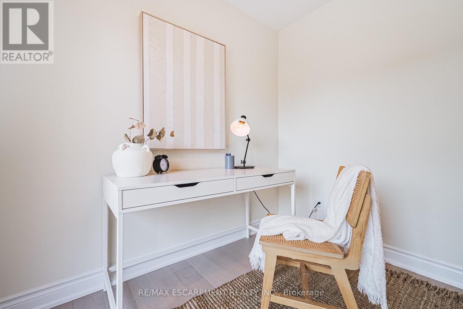 131 Welbourn Drive, Hamilton, ON - Indoor