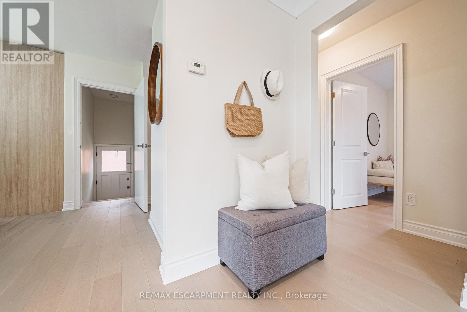 131 Welbourn Drive, Hamilton, ON - Indoor Photo Showing Other Room