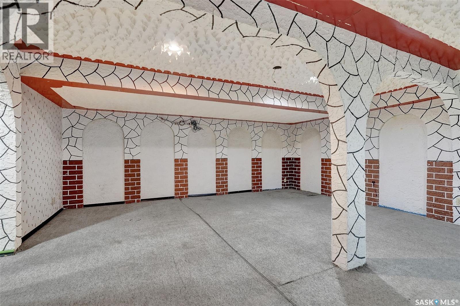 219 Mccarthy Boulevard N, Regina, SK - Indoor Photo Showing Other Room