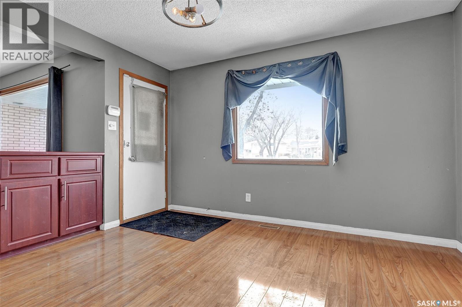 219 Mccarthy Boulevard N, Regina, SK - Indoor Photo Showing Other Room