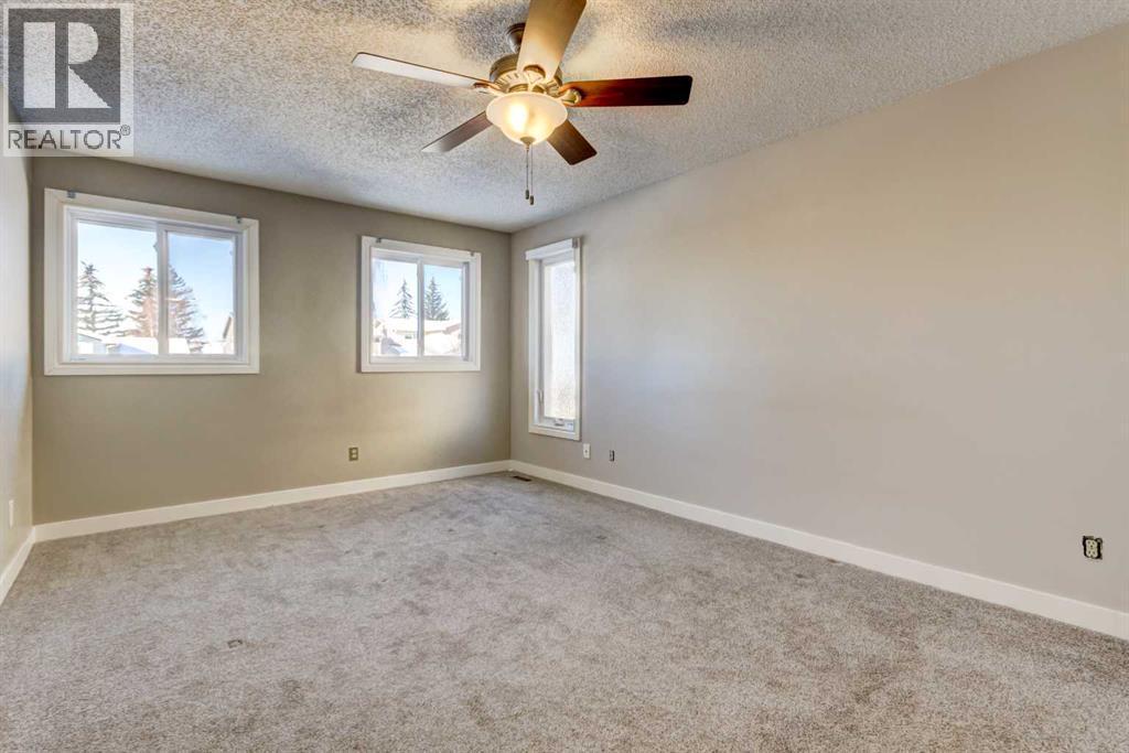 83 Hawkfield Crescent Nw, Calgary, AB - Indoor Photo Showing Other Room