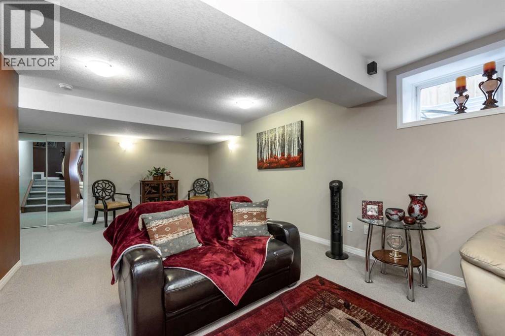 212 Silverado Range Heights Sw, Calgary, AB - Indoor