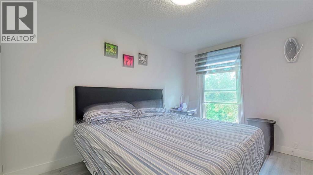 559 Abinger Road Ne, Calgary, AB - Indoor Photo Showing Bedroom