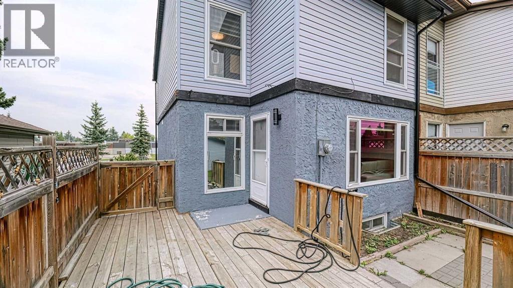 559 Abinger Road Ne, Calgary, AB - Outdoor With Deck Patio Veranda With Exterior