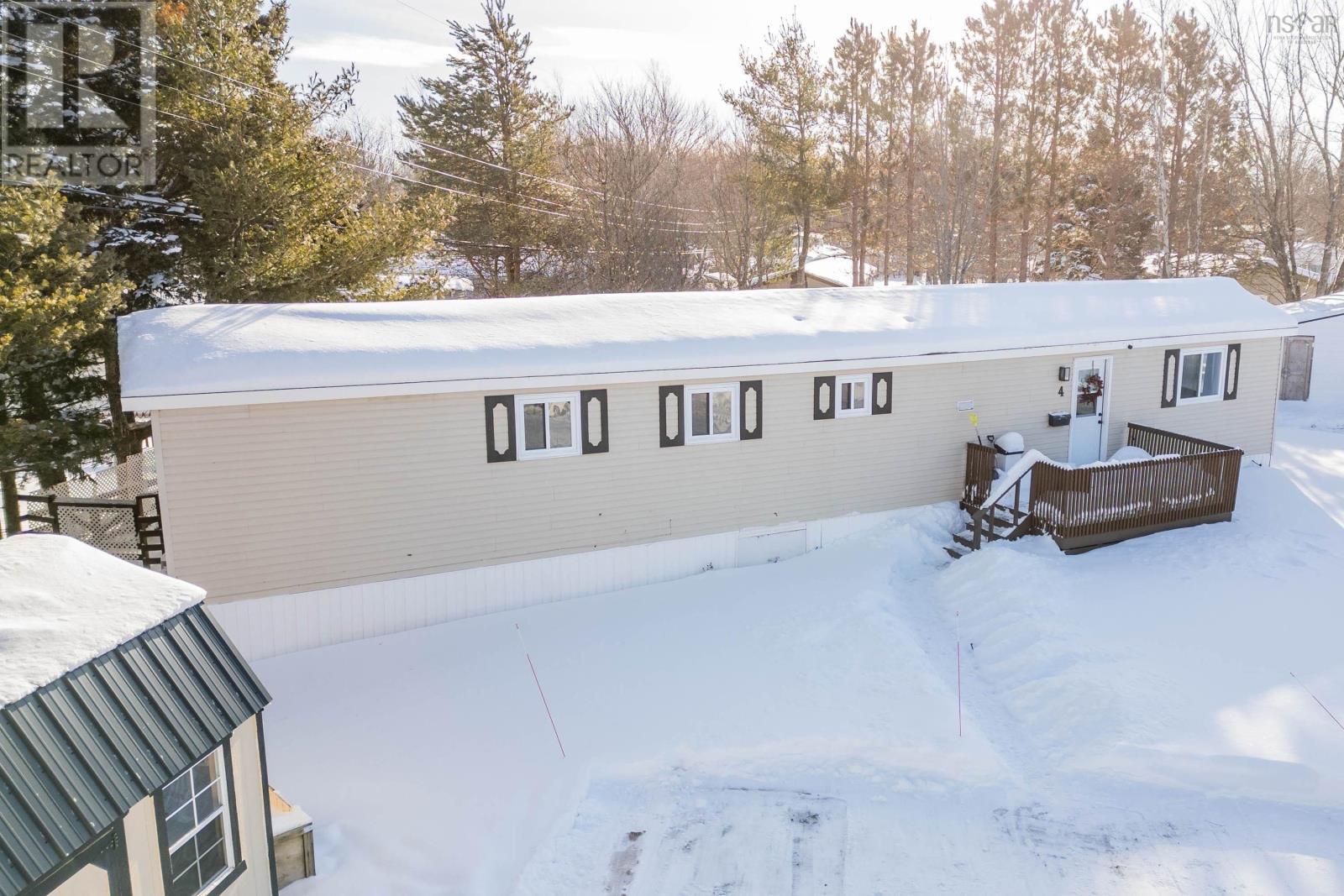 4 Bayview Crescent, Amherst, NS