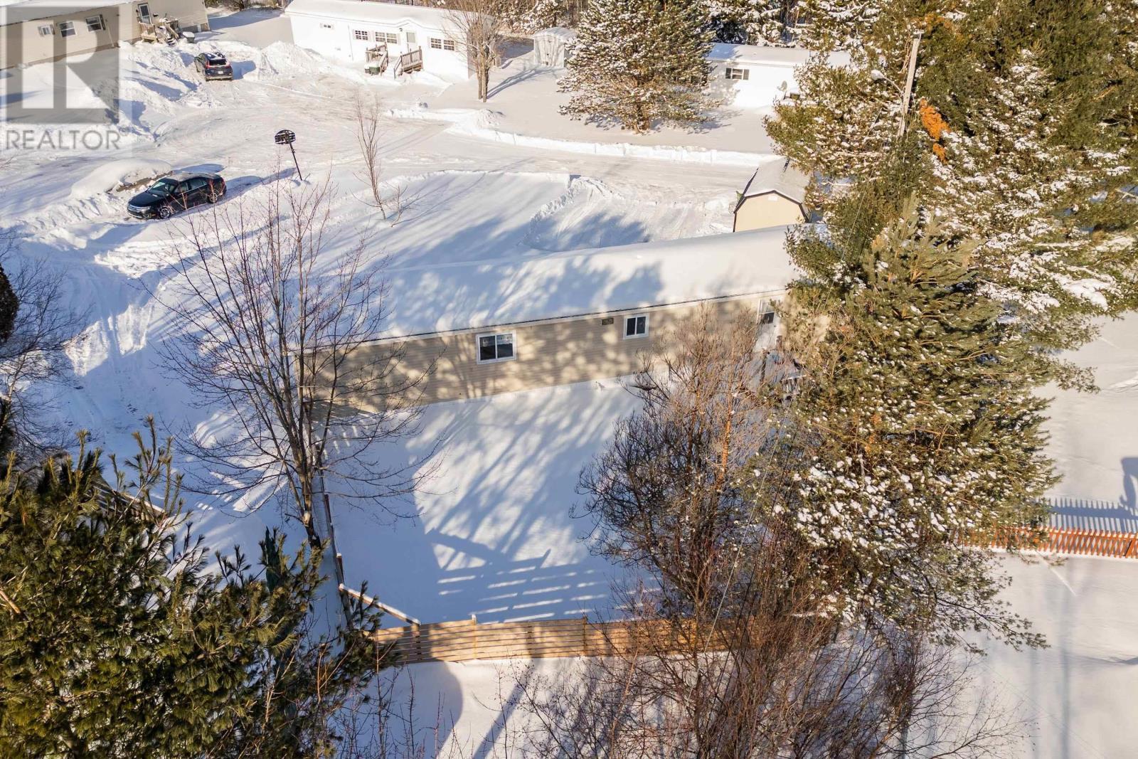 4 Bayview Crescent, Amherst, NS