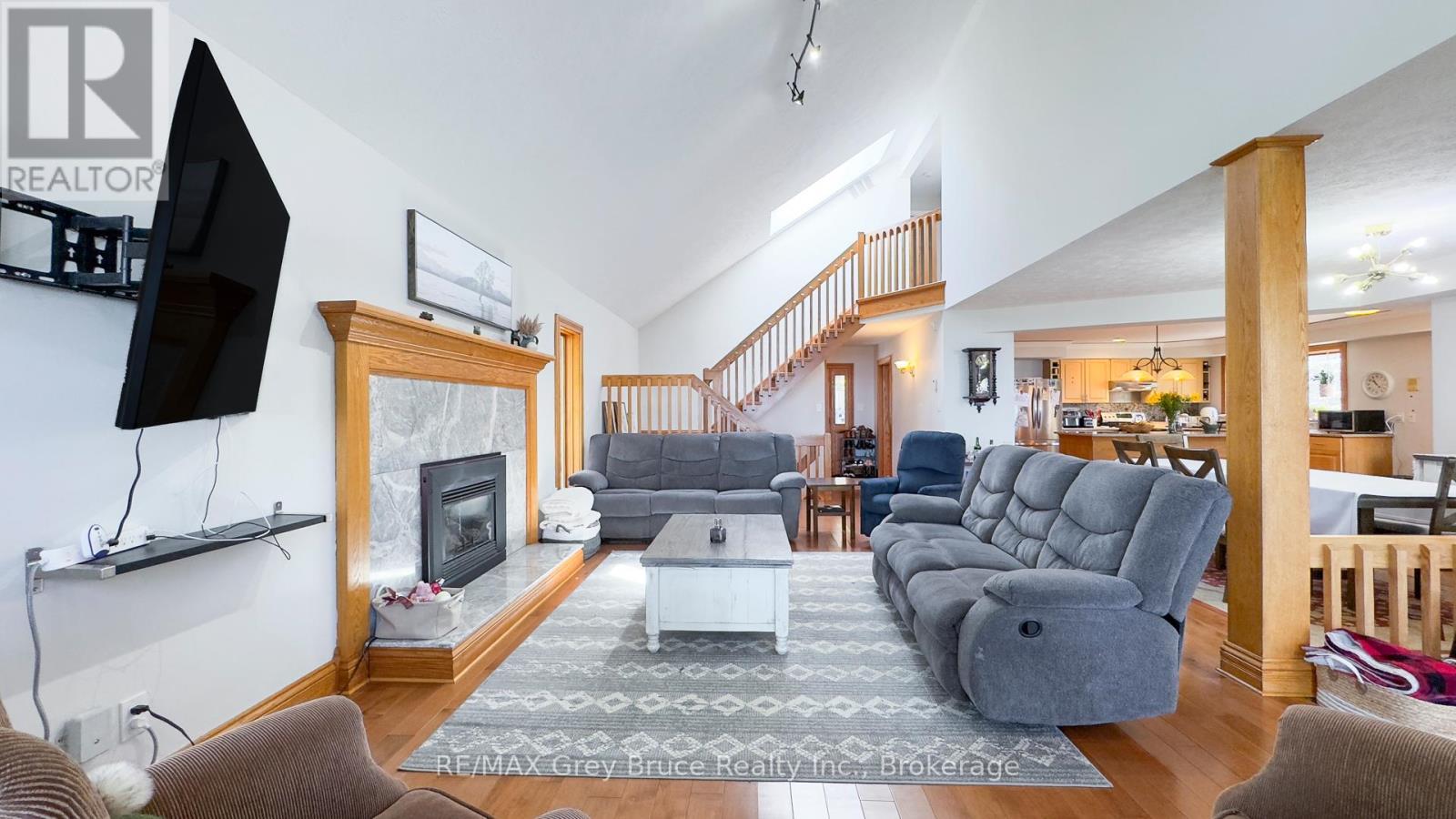 128 Thornridge Road, Meaford, ON - Indoor Photo Showing Living Room With Fireplace