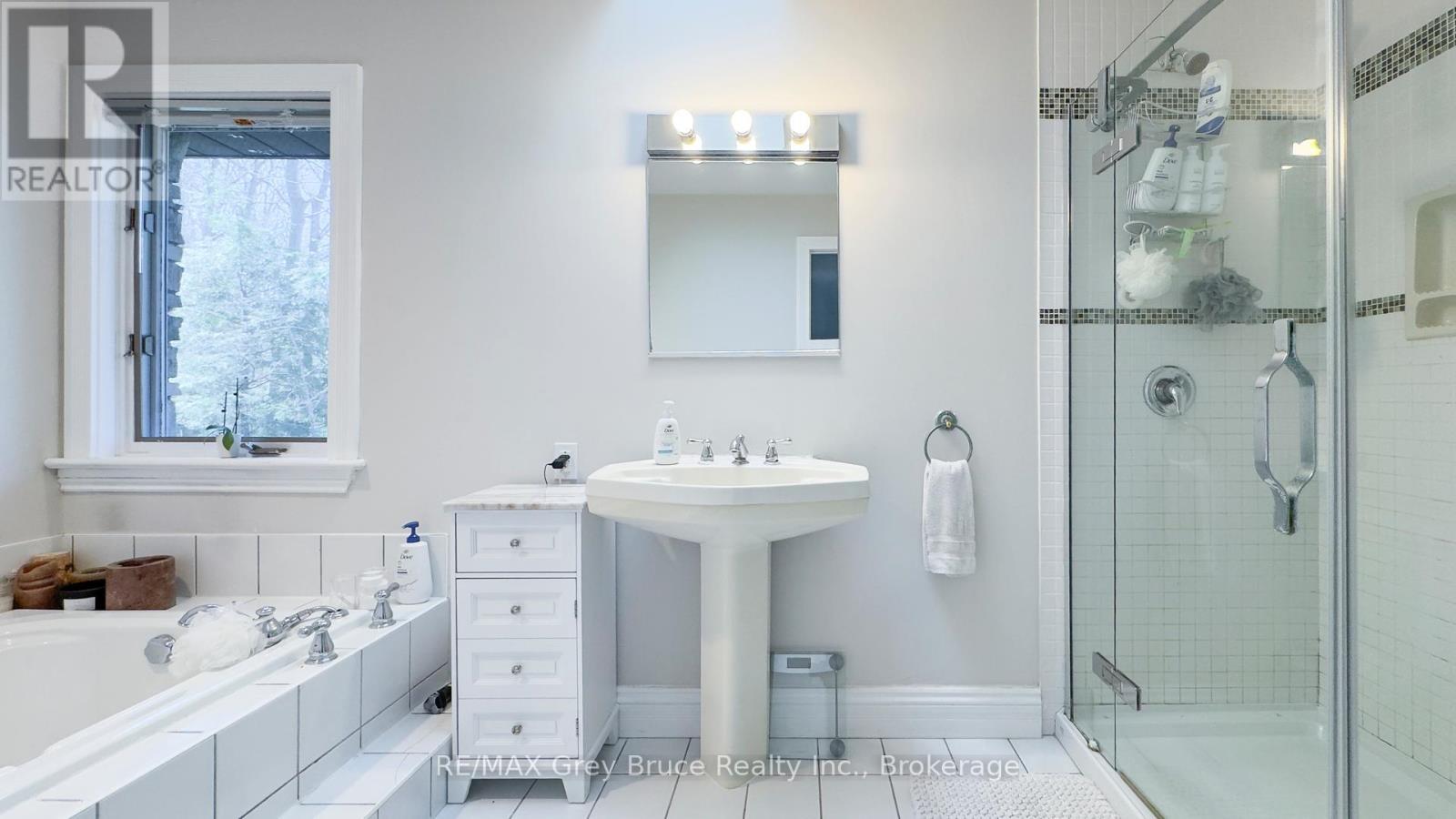 128 Thornridge Road, Meaford, ON - Indoor Photo Showing Bathroom