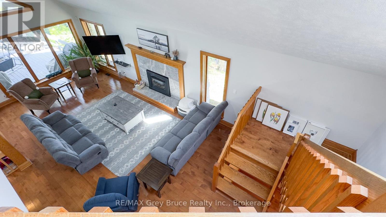 128 Thornridge Road, Meaford, ON - Indoor With Fireplace