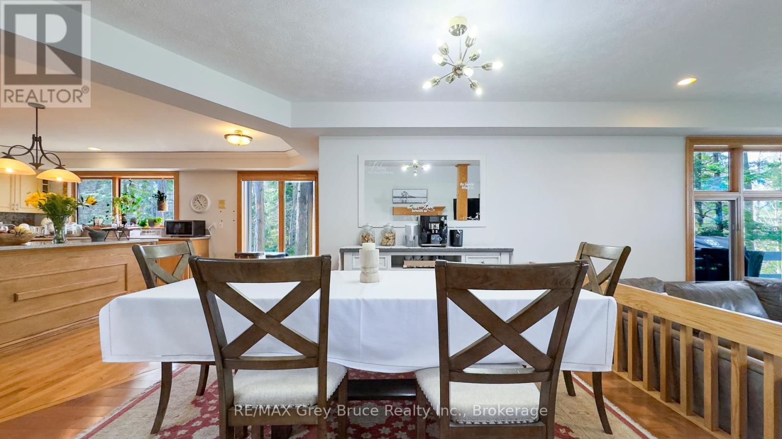 128 Thornridge Road, Meaford, ON - Indoor Photo Showing Dining Room