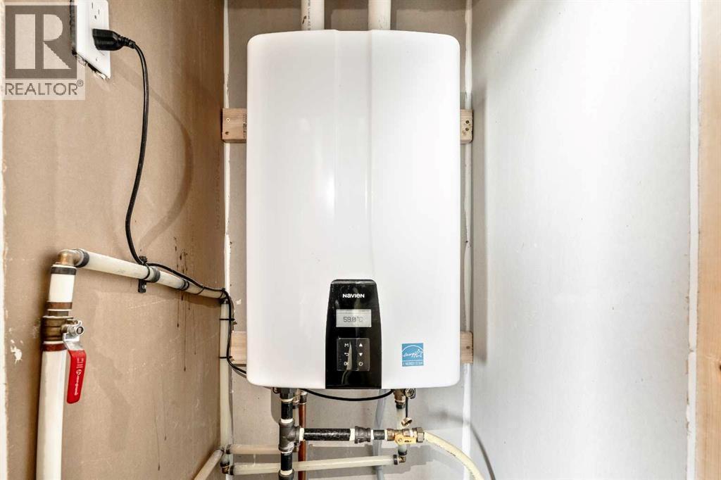 4 Spring Dale Circle Se, Airdrie, AB - Indoor