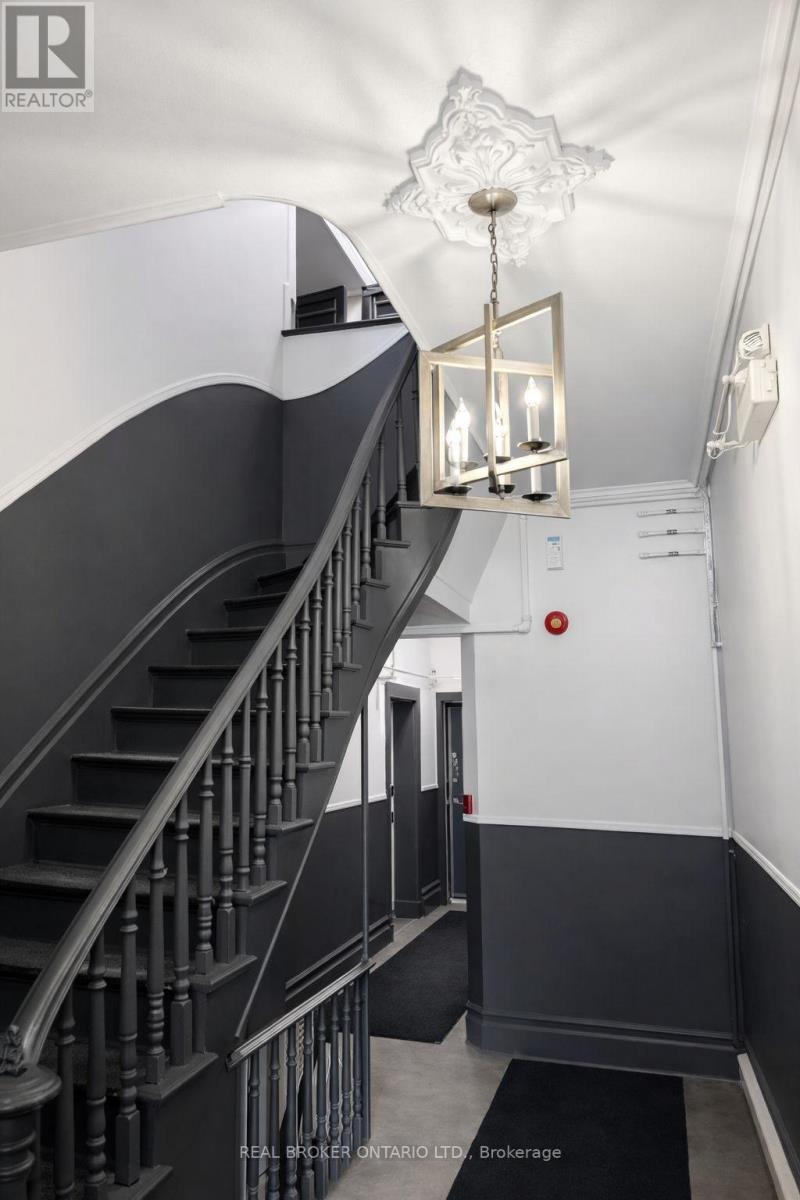 46 College Street, Kitchener, ON - Indoor Photo Showing Other Room