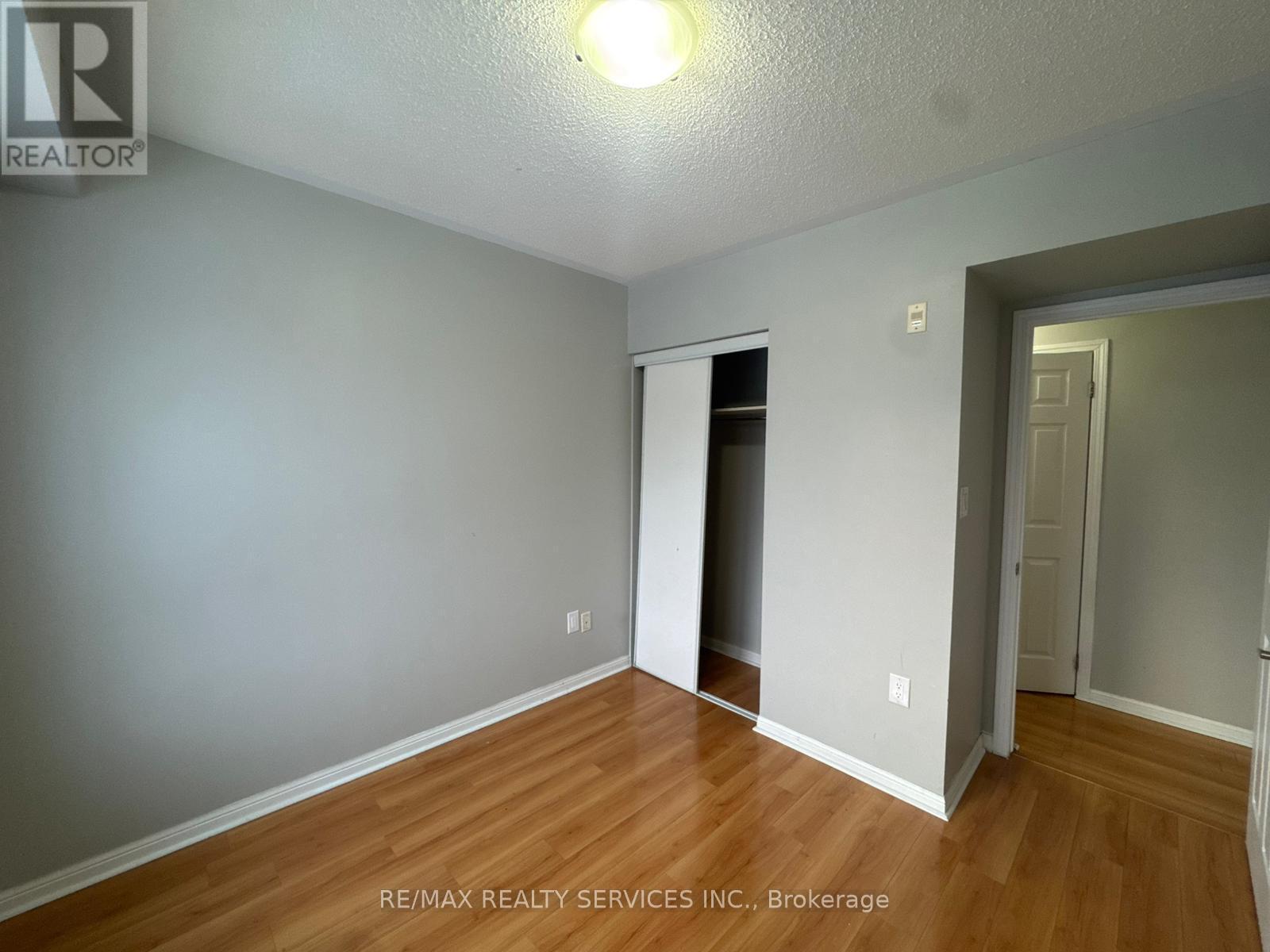 6 - 3032 Clayhill Road, Mississauga, ON - Indoor Photo Showing Other Room