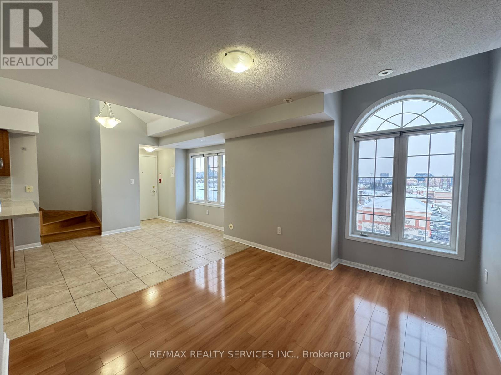 6 - 3032 Clayhill Road, Mississauga, ON - Indoor Photo Showing Other Room