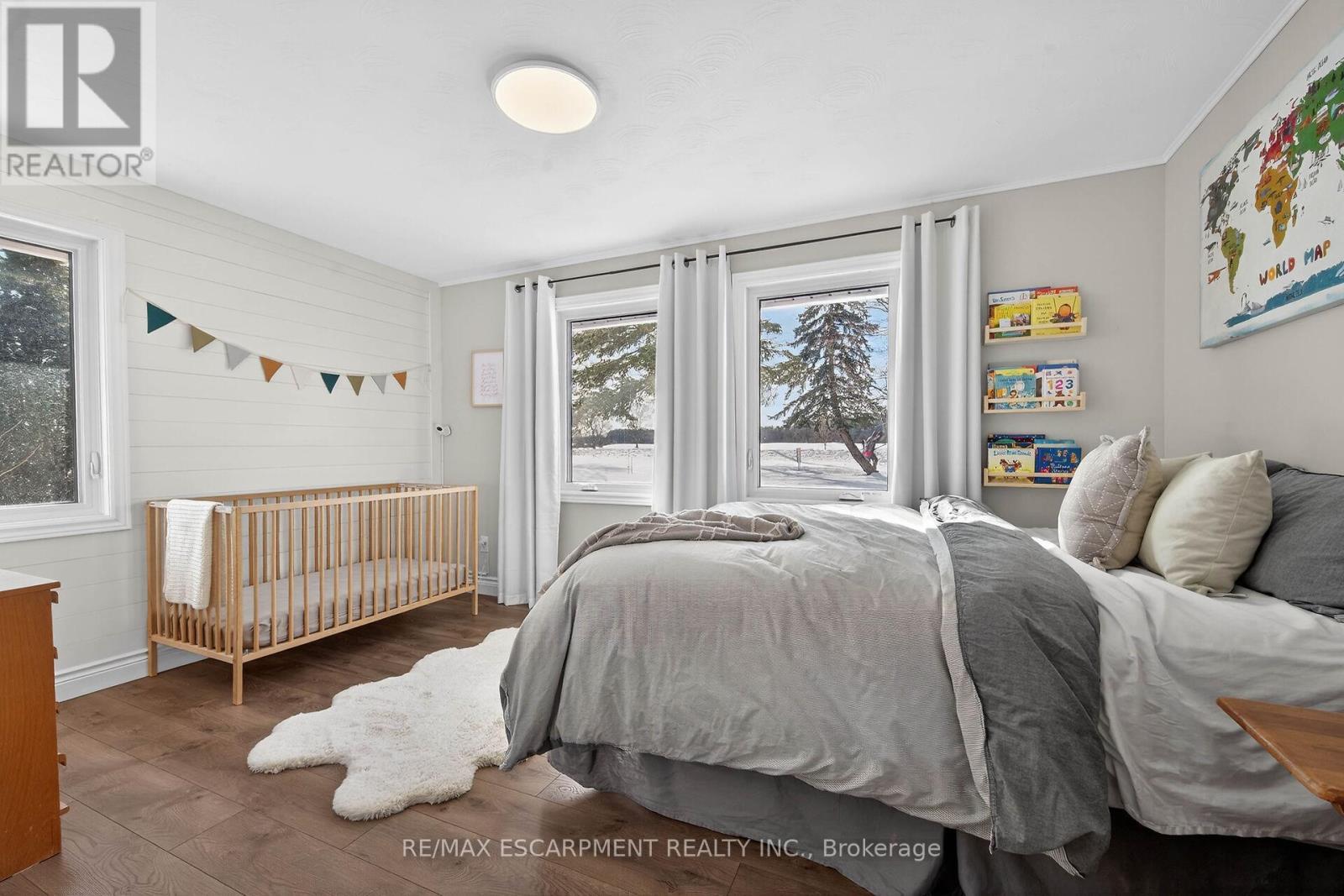 4024 River Road, Haldimand, ON - Indoor Photo Showing Bedroom