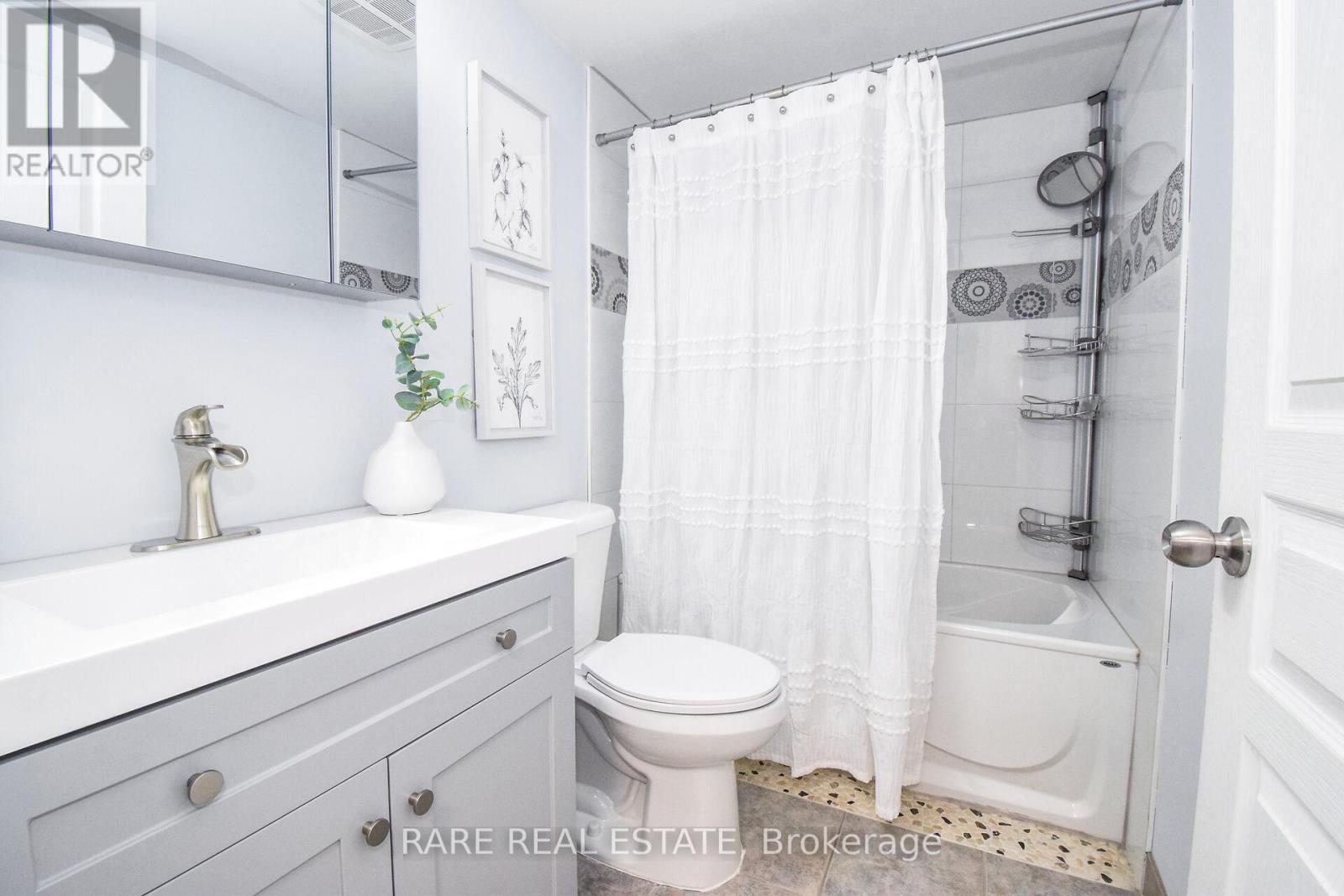 509 - 2545 Erin Centre Boulevard, Mississauga, ON