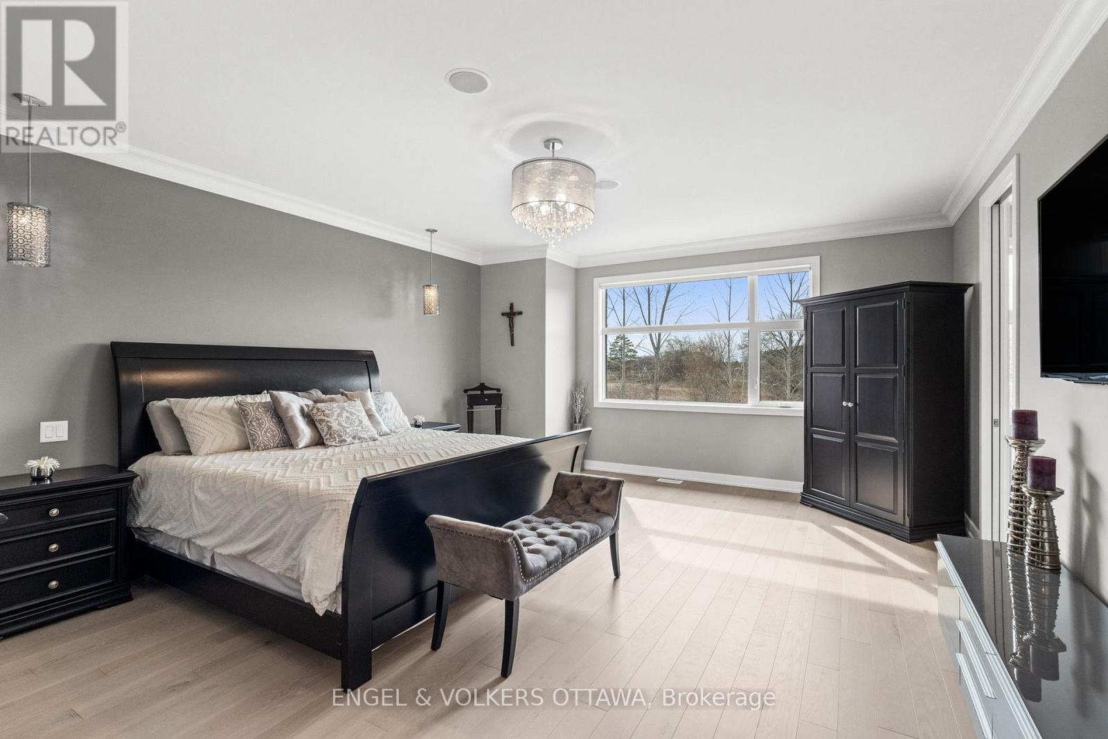 532 Leimerk Court, Ottawa, ON - Indoor Photo Showing Bedroom