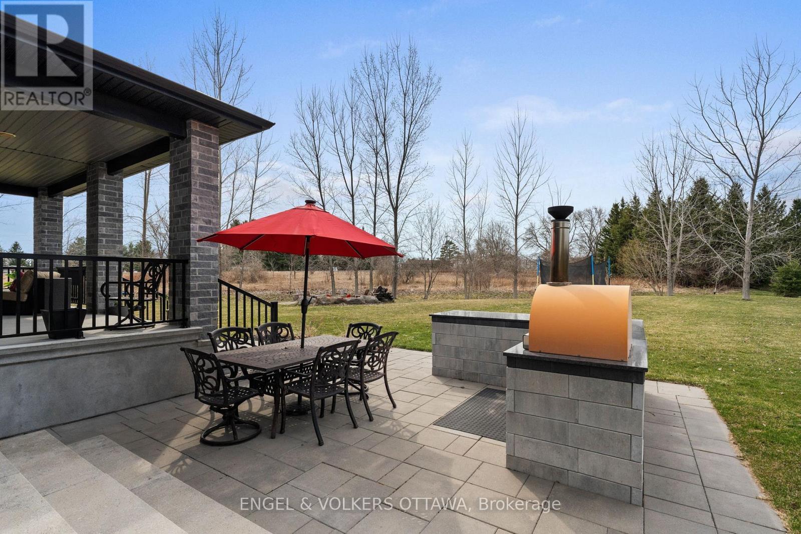 532 Leimerk Court, Ottawa, ON - Outdoor With Deck Patio Veranda