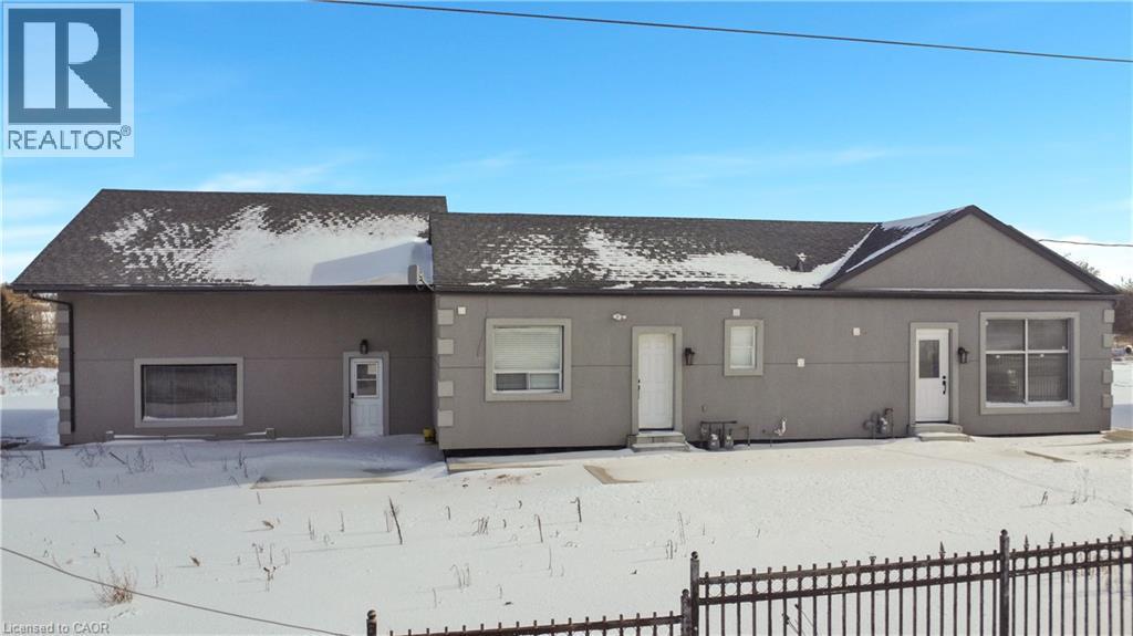 4049 6 Highway, Hamilton, ON - Outdoor