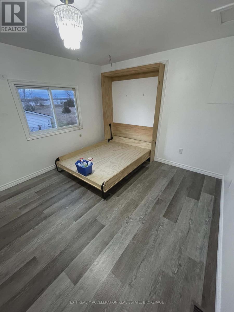 38 Main Street, Deseronto (Deseronto (Town)), ON - Indoor Photo Showing Bedroom