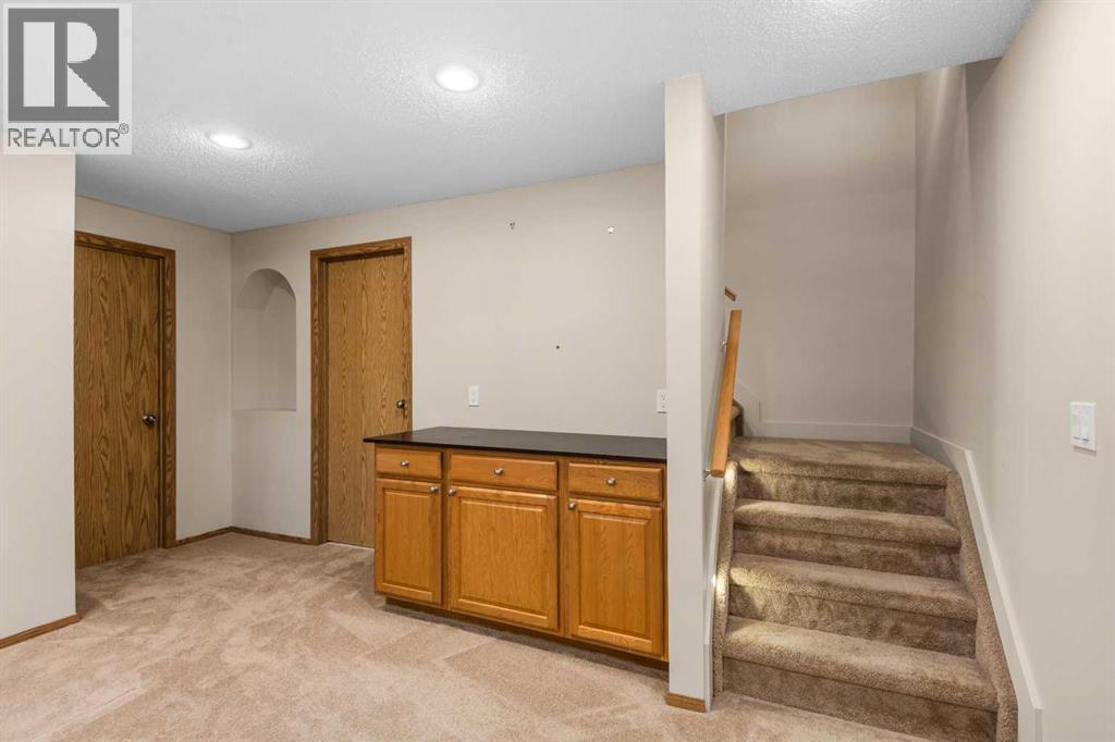115 Chaparral Point Se, Calgary, AB - Indoor Photo Showing Other Room