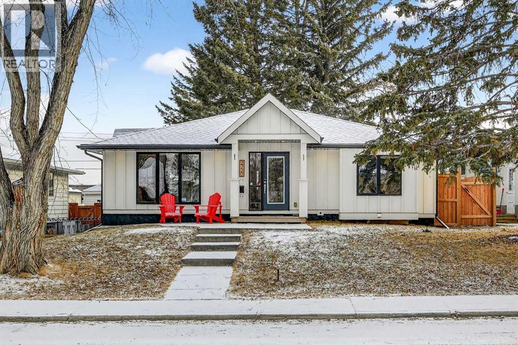 2720 41 Street Sw, Calgary, AB - Outdoor