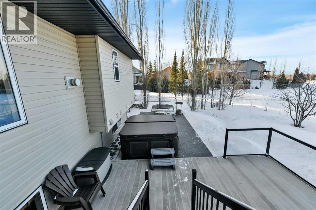 132 Illingworth Close, Red Deer, AB - Outdoor With Exterior