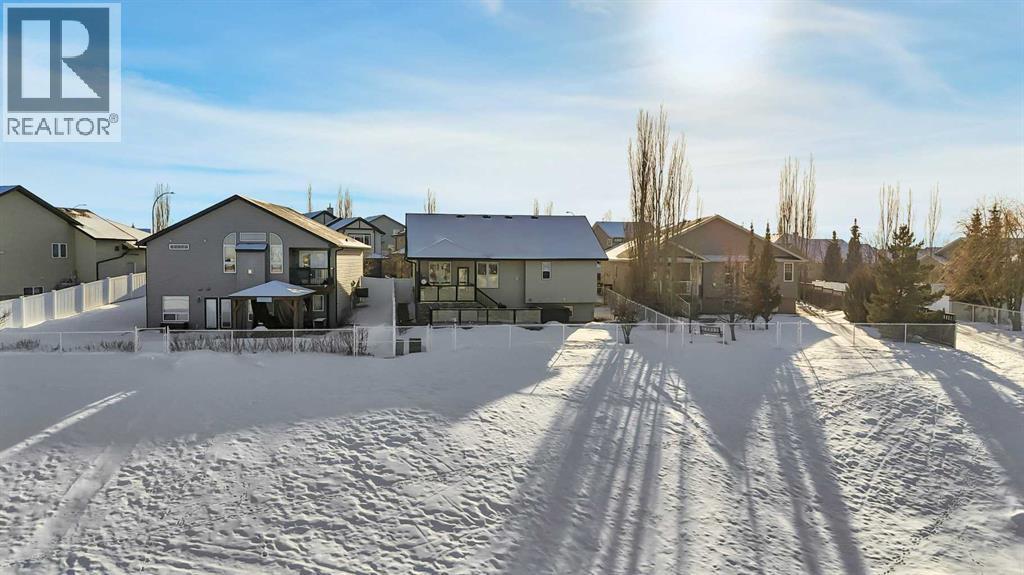 132 Illingworth Close, Red Deer, AB - Outdoor